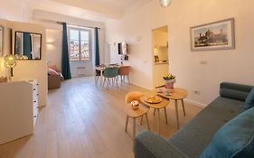 06A3 - Lovely Apartment In The Heart Of Old Nice